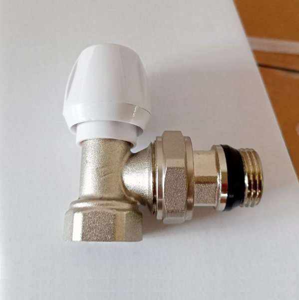 Радиаторный кран Skat 6020A, подача, угловой 1/2